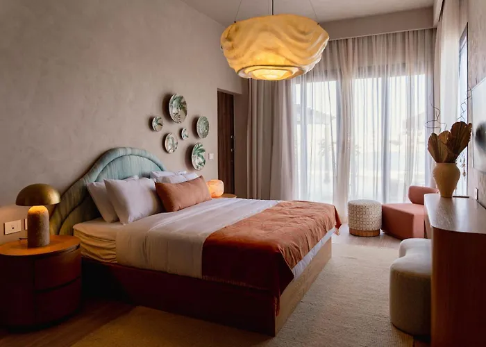 The Reef House Luxury Waterfront *
