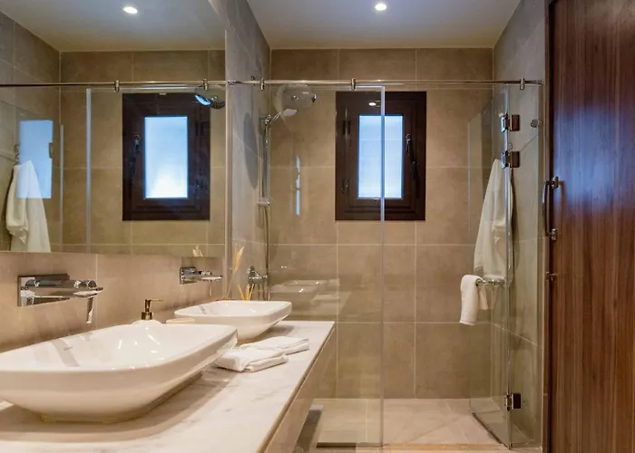 The Reef House Luxury Waterfront Tatil Evi
