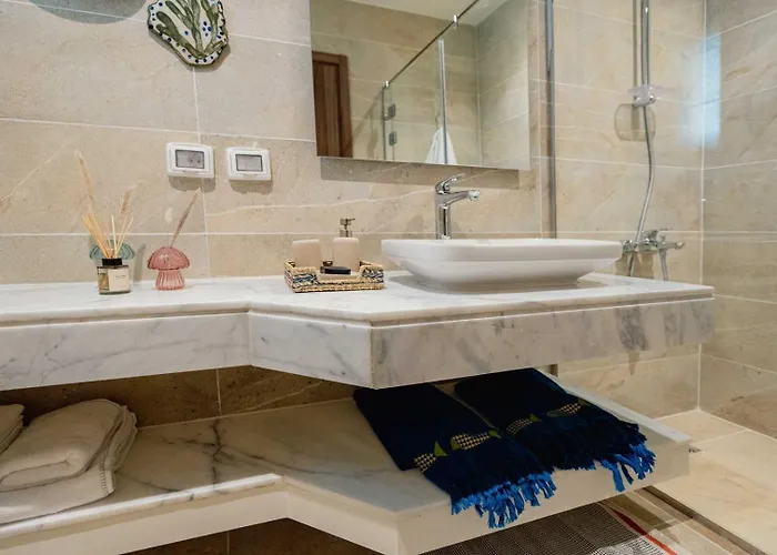The Reef House Luxury Waterfront Tatil Evi